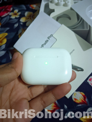 Apple AirPods Pro 2nd Gen - Full Box